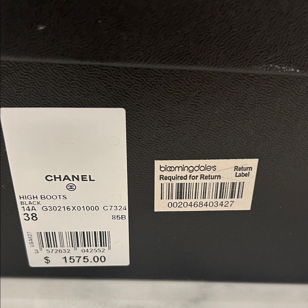 CHANEL Elegant Black Over the Knee Boots - Picture 10 of 13